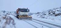 ۶ هزار و ۳۵۵ کیلومتر باند برف روبی توسط خادمان راه خراسان شمالی