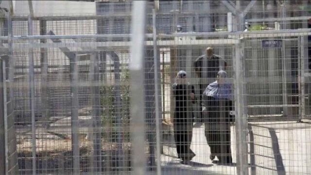 برداشتن حجاب زنان اسیر فلسطینی در زندان رژیم صهیونیستی