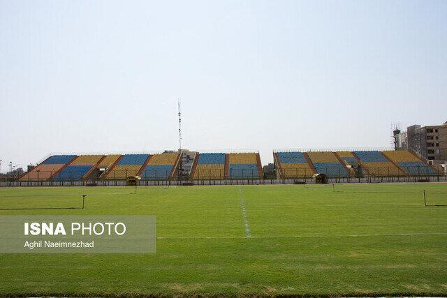 احیای زمین چمن مجموعه ورزشی شهید خرمی از مطالبات ورزشکاران خرم‌دره‌ای