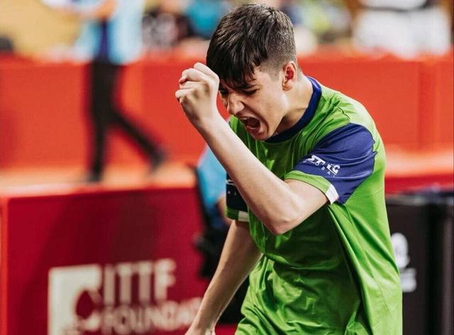 طلاییپوشان اصفهان صاحب ستاره تنیس رویمیز ایران شدند