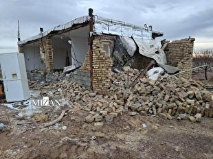 تخریب ۴ مورد ساخت‌وساز غیرمجاز در اراضی کشاورزی اشترینان