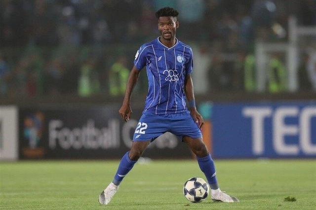 پیغام از ستاره استقلال به پرسپولیس؛ نیم‌فصل بخواهید سرخپوش می‌شوم