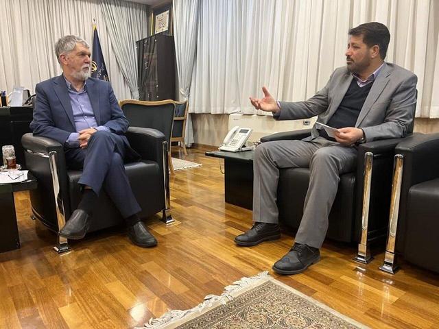 بررسی مشکلات حوزه فرهنگ چهار شهرستان استان چهارمحال و بختیاری در نشست نماینده مردم با وزیر فرهنگ و ارشاد اسلامی