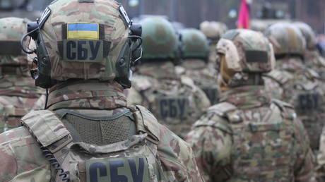 Ukrainian draft dodgers fled to EU through pipeline – officials