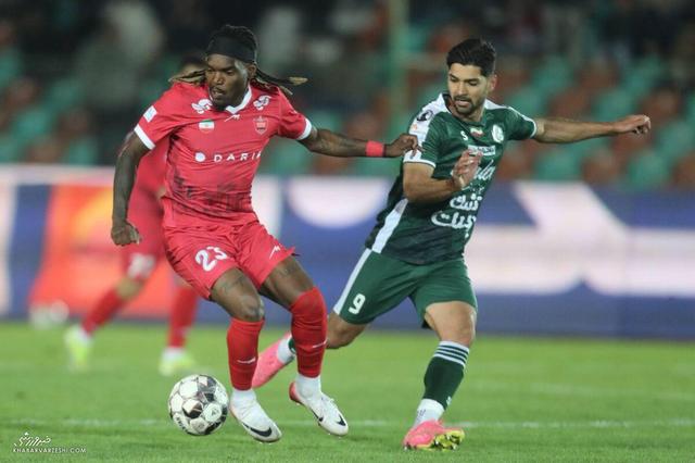 وینگر خارجی پرسپولیس محروم نیست