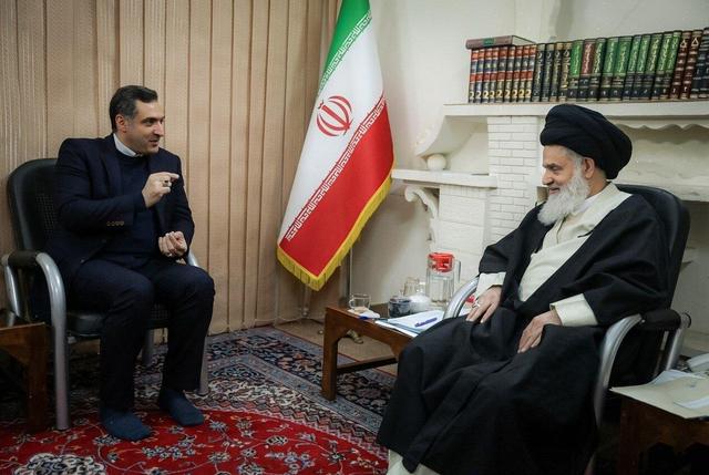 توجه هم‌زمان به پایداری عملیاتی و مطالبات اجتماعی مردم خارگ