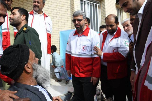 بهره‌مندی ۶۰۰ نفر از اهالی روستای هیت قصرقند از خدمات هلال احمر