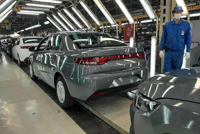 ایران‌خودرو نرخ جدید محصولاتش را اعلام کرد/ لیست کامل امروز سه‌شنبه ۲ دی ۱۴۰۴ را ببینید +جدول