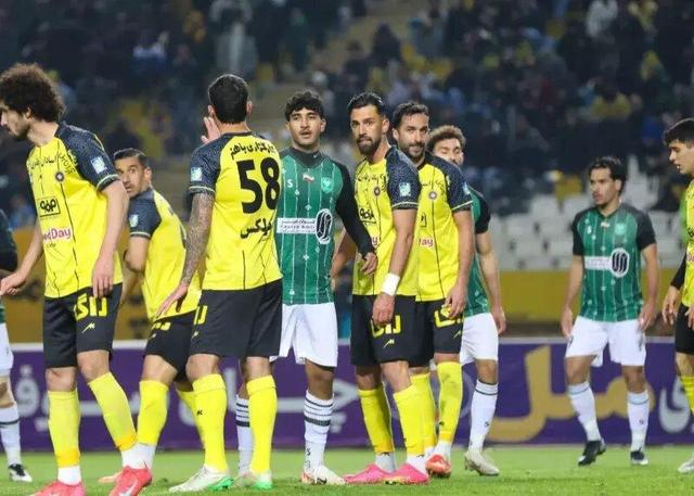 اقدام جنجالی باشگاه سپاهان علیه خیبری‌ها: بازی باید سه بر صفر شود!