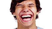 خنده درمانی و فواید قلبی-عروقی و ایمنی آن