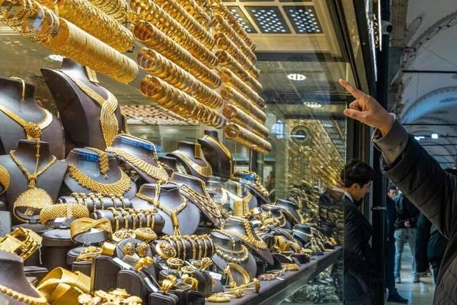 طلا در سال ۲۰۲۵ پنجاه بار رکورد خود را شکسته است!