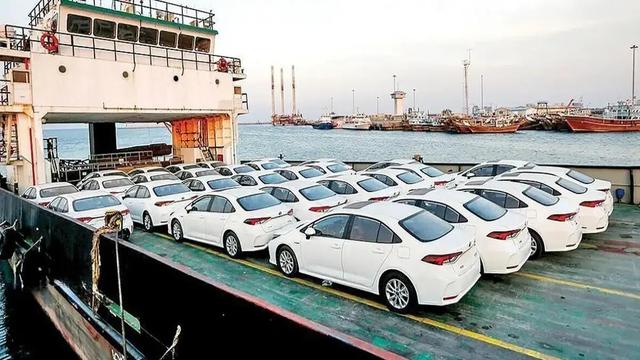 واگذاری خودروهای خارجی به جانبازان مشمول در استان بوشهر آغاز شد