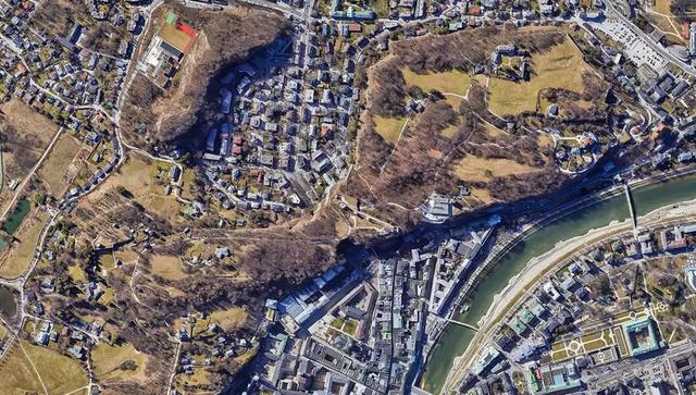 زالسبورگ؛ معماری در آغوش آلپ/ عکس هوایی از ساختار شهری