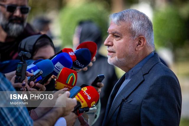 آمار ورود گردشگران به مثبت ۱۰ درصد رسیده است/سالیانه ۹ میلیون گردشگر به خارج سفر میکنند