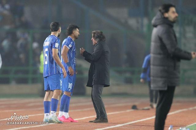 منامه، رینگ زورآزمایی در استقلال!