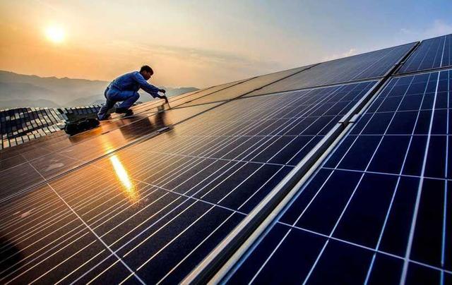 ظرفیت نیروگاه‌های خورشیدی هرمزگان به ۴۰ مگاوات رسید