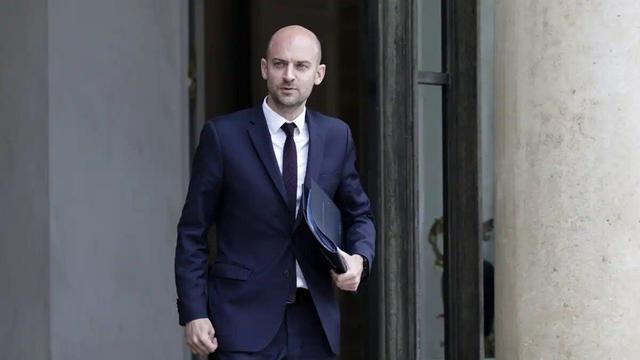 فرانسه، تحریم فعالان قوانین دیجیتال اروپا را محکوم کرد