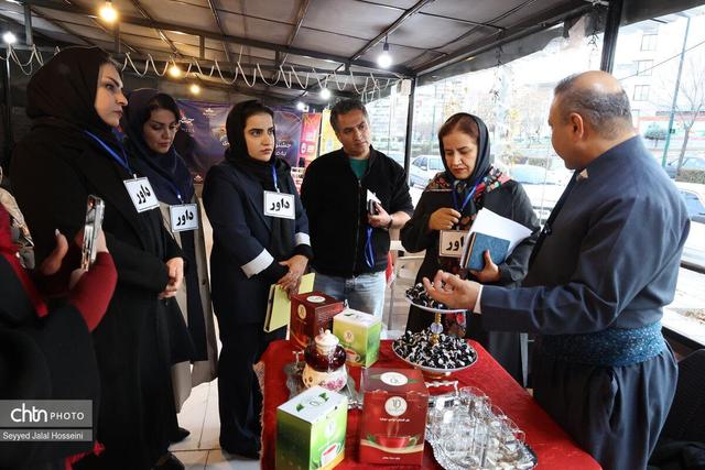 گزارش تصویری اولین جشنواره دم‌نوش‌های کُزدی در کُردستان