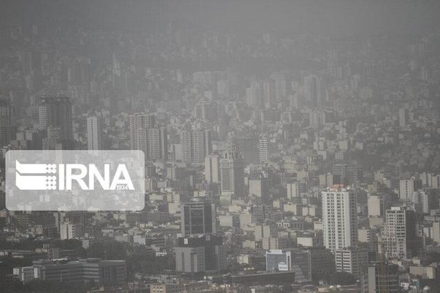 تداوم هوای ناسالم در البرز / ضرورت استفاده از ماسک برای کارکنان میدانی