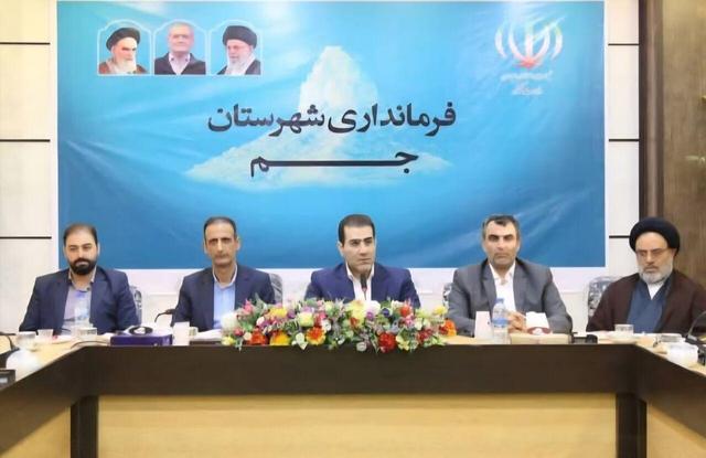 معاون سیاسی استاندار بوشهر: وفاق و مدیریت میدانی، محور توسعه شهرستان جم است