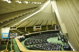 زن می تواند تا قبل از دریافت مهریه از تمکین خاص همسر امتناع کند