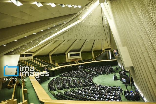 زن می تواند تا قبل از دریافت مهریه از تمکین خاص همسر امتناع کند