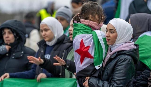 تشدید قوانین مهاجرتی آلمان؛ بررسی مجدد وضعیت هزاران پناهجوی سوری