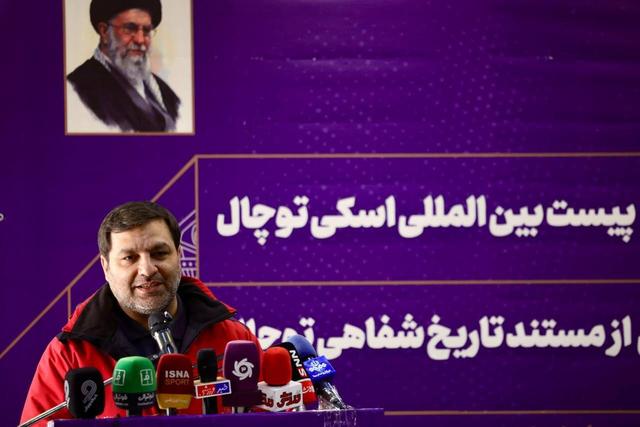 رونمایی از مستند تاریخ شفاهی توچال در روز افتتاح پیست بین‌المللی اسکی