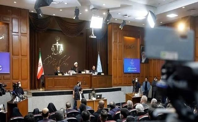 فیلم/ منافقین اعضای خواهان جدایی را چطور مجازات می کنند؟