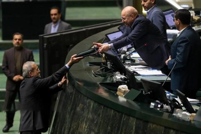 تلاش دولت برای مدیریت اقتصاد در شرایط محدودیت منابع