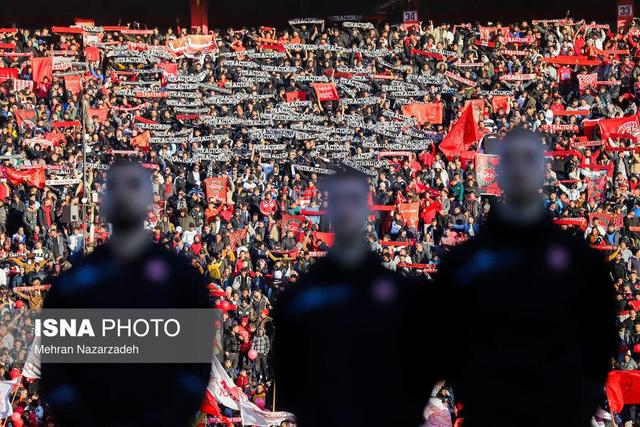 جشن استقلال، نقره‌داغ شدن تراکتور!