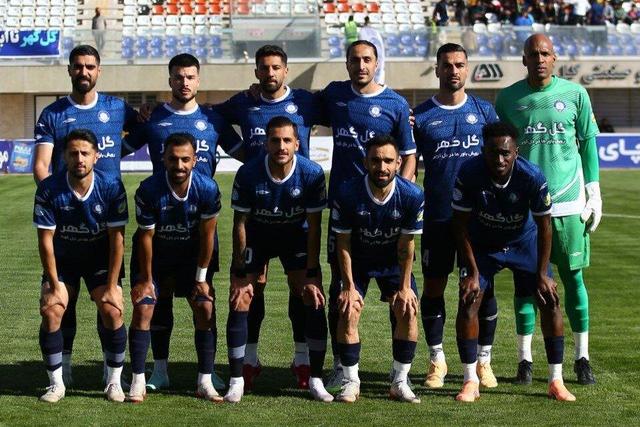 عکس | گل‌گهری‌ها به‌یاد زلزله بم