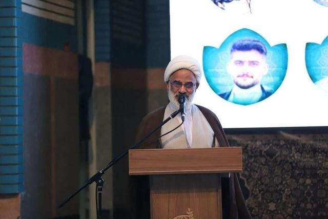 تحلیل نماینده ولی‌فقیه در سپاه از رابطه روحانیون با امید به زندگی مردم/ تاکید بر نقش طلاب و روحانیون در مقابله با گفتمان‌های ضدانقلاب