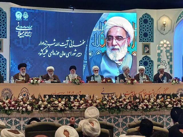 اقامت آیت‌الله میلانی در مشهد منجر به احیای حوزه علمیه خراسان شد