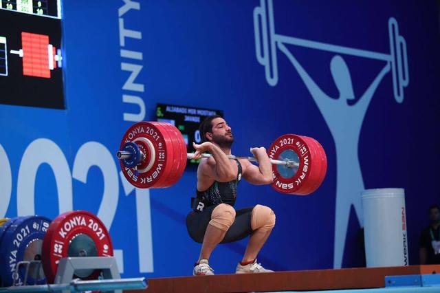 درخشش وزنه‌برداران: جوادی و عالی‌پور صدرنشین هفته دوم لیگ