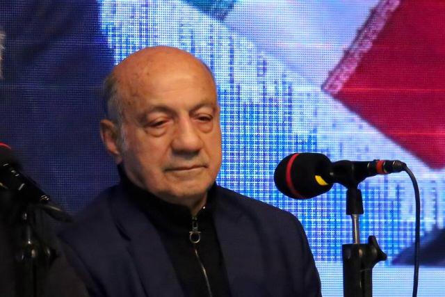 حاج اکبر ابراهیمی: تأمین آب سالم برای روستاییان محروم اولویت ماست