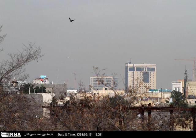 هوای ۱۰ منطقه کلانشهر مشهد آلوده است