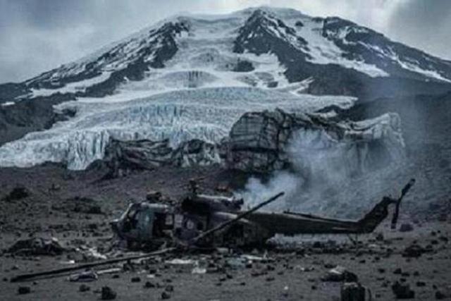 5 کشته در سقوط بالگرد امداد در کوه کلیمانجارو