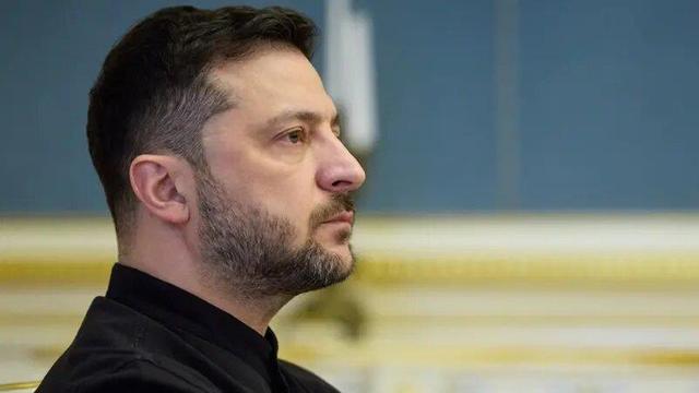 زلنسکی: آماده‌ام در صورت برقراری آتش‌بس، طرح ترامپ را به همه‌پرسی بگذارم