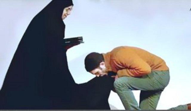 چهل حدیث برای حق‌شناسی؛ نیکی به پدر و مادر؛ عبادتی که به بهشت ختم می‌شود