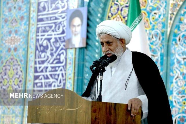 امام جمعه میناب: توکل سپاه عقل و عامل آرامش جامعه است