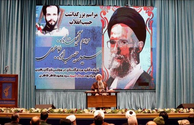 رژیم پهلوی تاب تحمل حضور مردمی آیتالله طاهری را نداشت