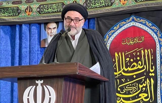 امام جمعه نوشهر: افزایش نرخ باسوادی در کشور مرهون انقلاب اسلامی است