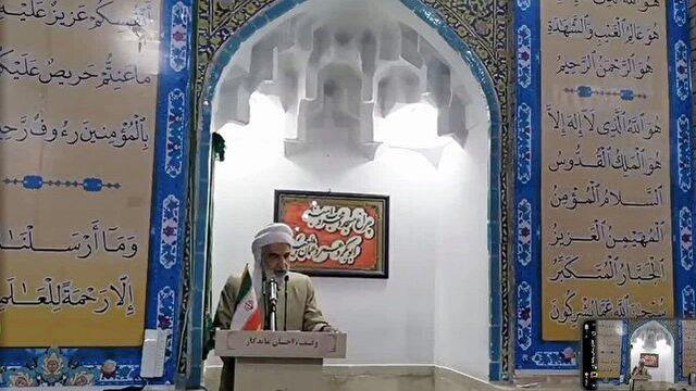 انتقاد امام جمعه سنندج نسبت به استفاده بی‌رویه کودکان از فضای مجازی