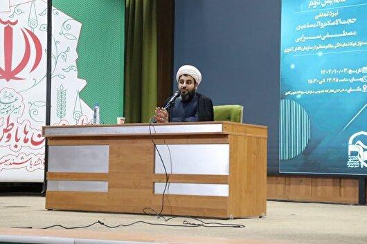 دانشجومعلمان از ظرفیت شهدا برای تربیت دانش آموز استفاده کنند