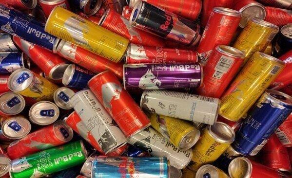 کشف نوشابه‌های انرژی‌زای فاقد مجوز در سلماس