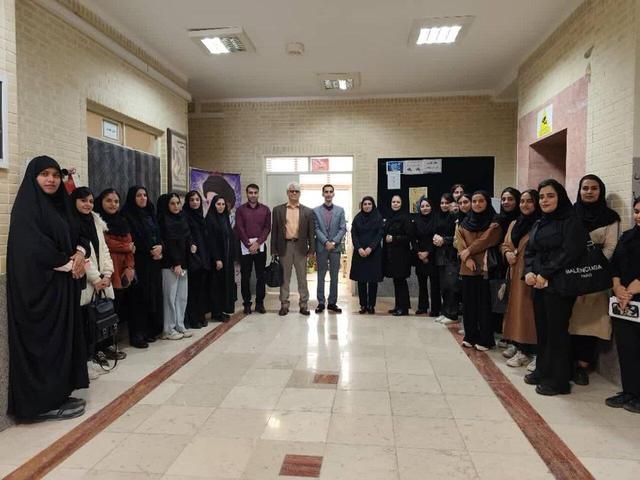 کرسی هم‌اندیشی دانشجویی «پژوهش، مسیر رشد و تحول» در بوشهر برگزار شد