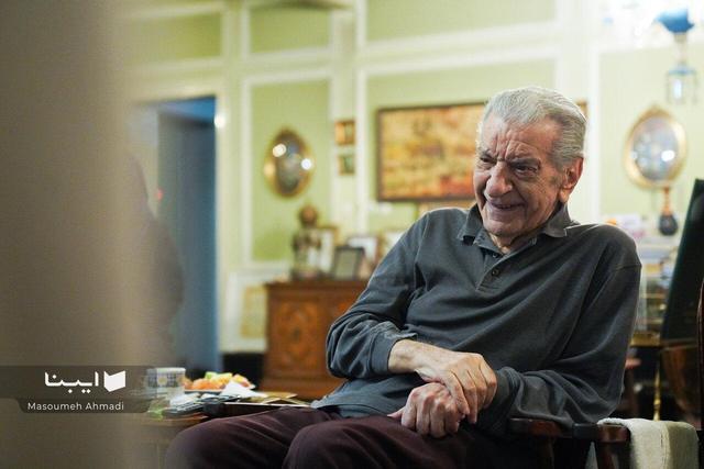 سهولت فلسفه‌خوانی را مدیون فولادوند هستیم