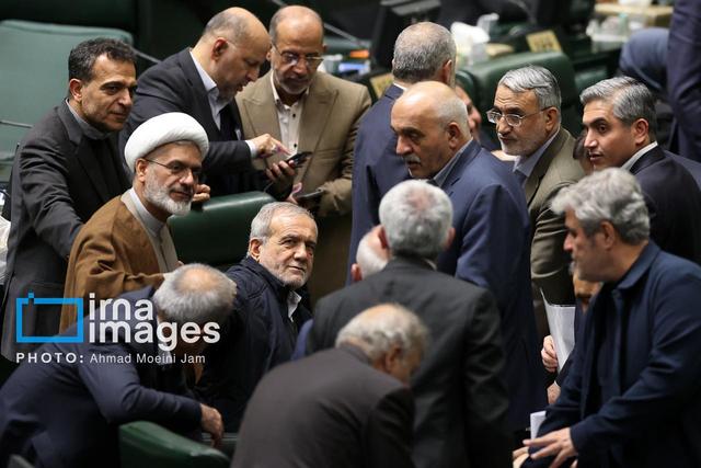 وعده پزشکیان برای تخصیص بودجه بر اساس عملکرد چه میزان محقق شد؟