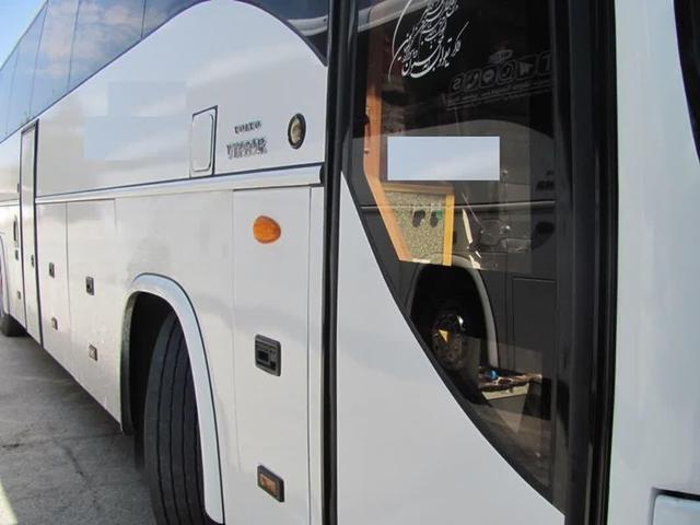 توقیف اتوبوس حامل کالای قاچاق در زنجان